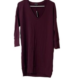 EXPRESS sz XS maroon pullover v-neck sweater can be worn as short sweater dress